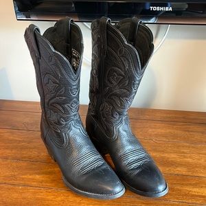 Arita women’s black cowboy boots - 7 1/2 B